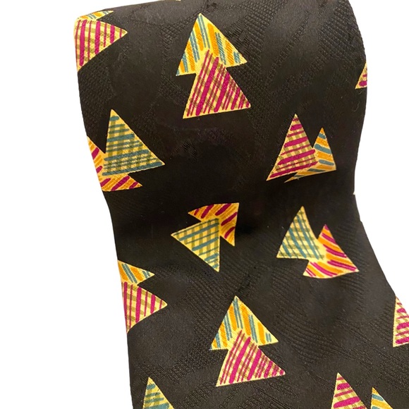 Chaps Ralph Lauren 100% Silk Black Tie with triangle print - Made in the USA - Picture 4 of 6